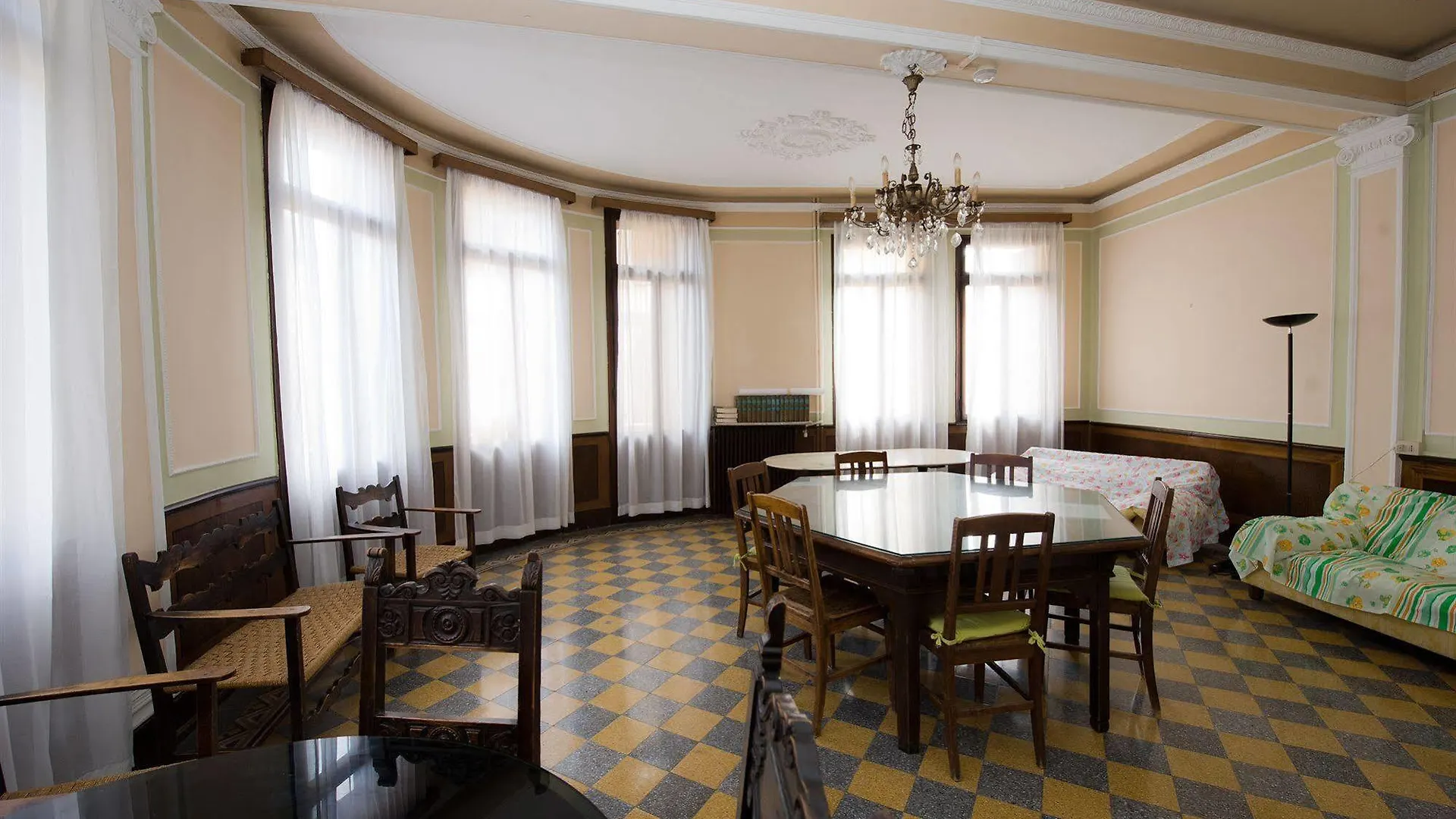 ונציה Ostello Domus Civica